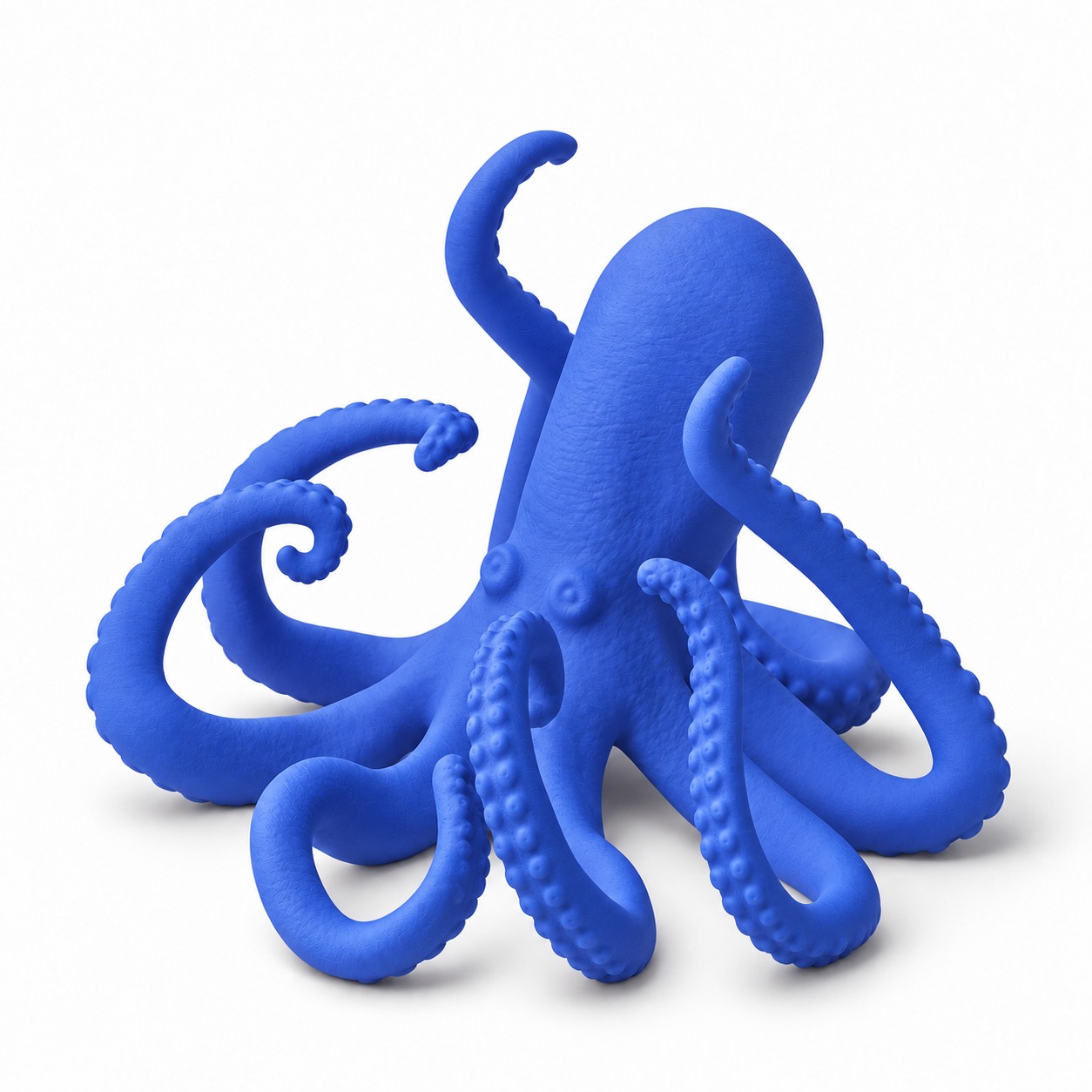Escultura de polvo com suporte para celular na cor Cobalto, foto principal (foto ilustrativa criada com IA)